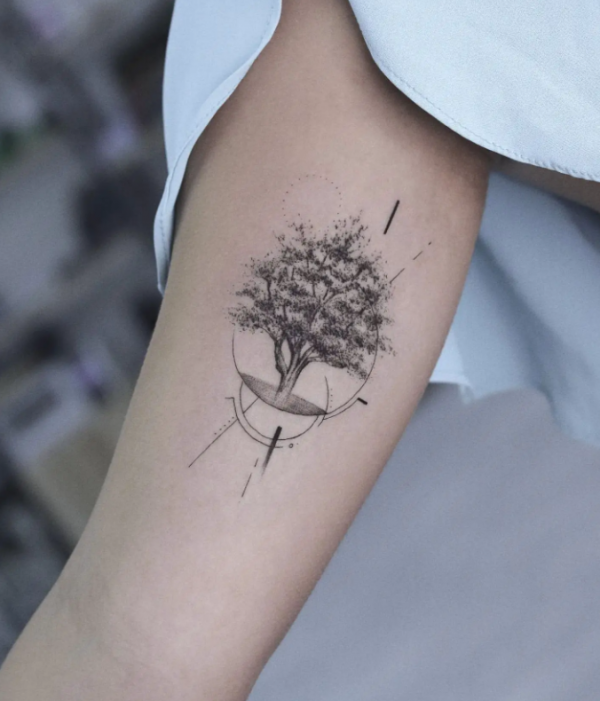 Tato Ranting Pohon dengan Teknik Dotwork